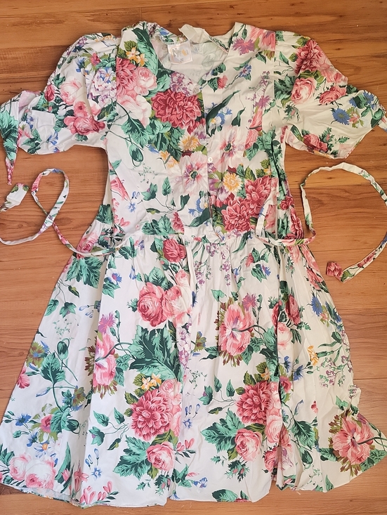 Vintage Dresses & Skirts - Vintage Floral Maxi Dress - White, Pink, Green